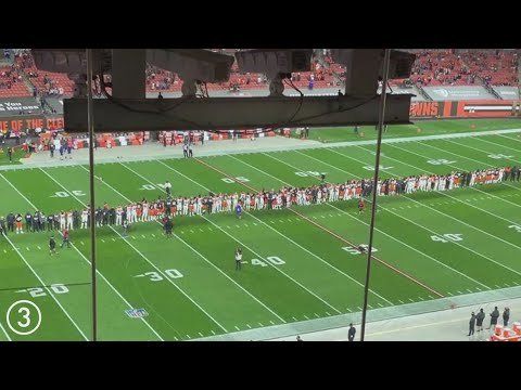 Cleveland Browns and Cincinnati Bengals stand together for national anthem