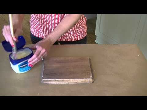 How to Distress Paint with Vaseline