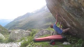 Video thumbnail of Viagra, 8a/a+. Sustenpass