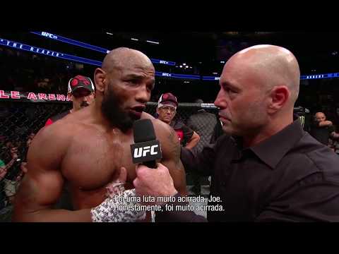 UFC 213: Entrevista no octógono com Yoel Romero