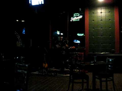 Danny O'Ryan @ Paddy Burkes - 1 of 4