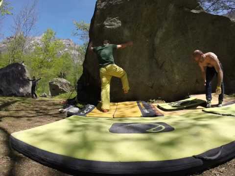 Melloblocco Version 7a - Val di mello