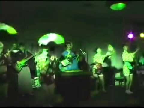 GRINDER BUENO - Freestyle Dance Party Vol. #2