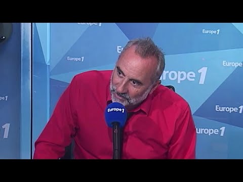 Antoine Duléry raconte le jour où il a joué au football avec... Zinédine Zidane