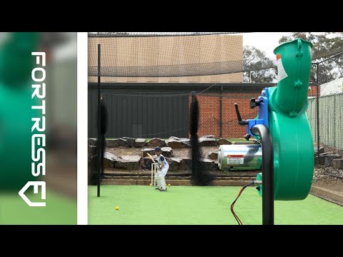 Fortress | PACEMAN 245 Cricket Bowling Machine
