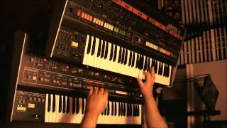 Roland Jupiter 8 VS Roland Jupiter 6  