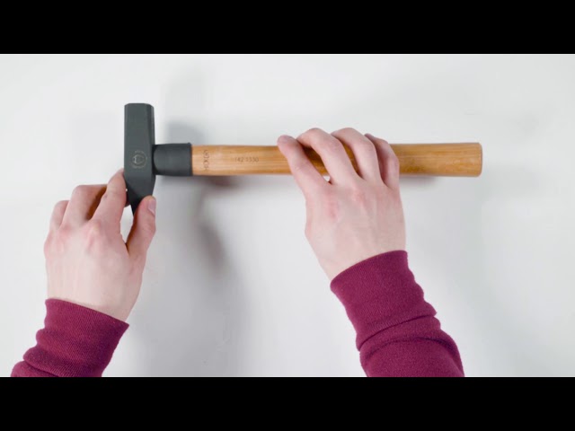 Video teaser for KS TOOLS 142.1330 Schlosserhammer mit Hickorystiel 300g (Unboxing)