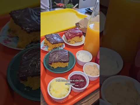 Café caipira em um quintal