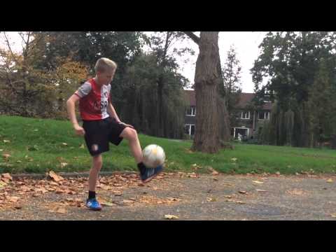 Opstaan en gaan slapen met voetbal - Tim, 12 jaar, Geinoord O14