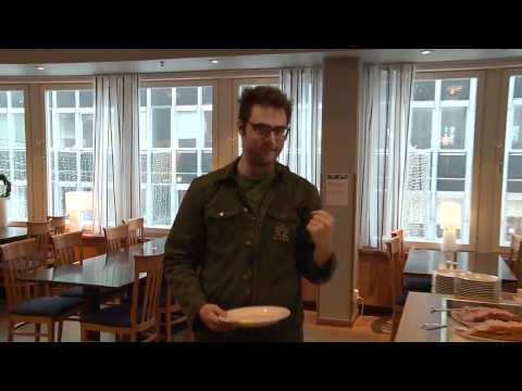 Dreamhack 2010 Behind The Scenes: Second Breakfast At The Hotel