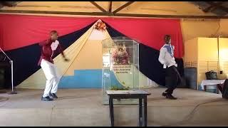 Download lagu Atanipigania by Johnston Blessed (Mbooni boys) mp3 Download lagu Atanipigania by Johnston Blessed (Mbooni boys) mp3