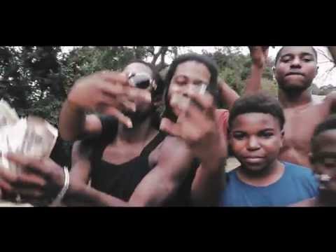 Viggie Versace ft. Lucy Rose-So Active