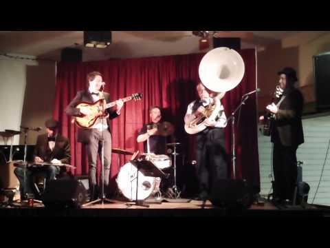 Tiptoe through the Tulips with the Capital City Syncopators