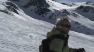 preview picture of video 'La gang de ski Sutton du Québec au 3 vallées 2009'