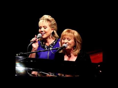 Lepa Brena & Meri Cetinić - Samo simpatija (Studijski audiosnimak, Damin Gambit HRT1 2.3.2014)