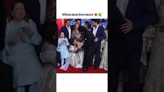Download lagu is it cute or not? 💗😭 #bollywood #kareenakapoorkhan #saifalikhan #saifeena #shorts mp3
