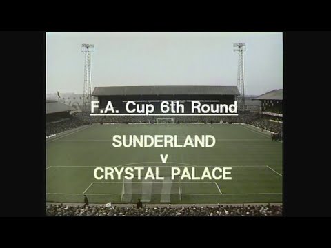 Sunderland v Crystal Palace FA Cup 6th Round 6th March 1976