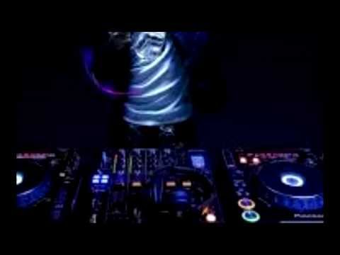 Juicy M & 4 decks Remix DJ Mint