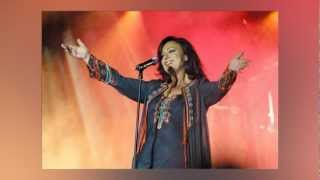 Χάρις Αλεξίου ~ Τα πέδιλα (Live Παλλάς 2012)