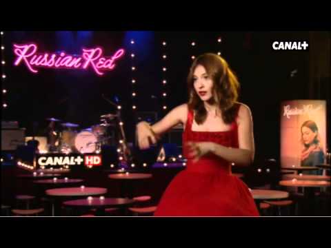 Russian Red- Concierto privado en Canal + presentando 