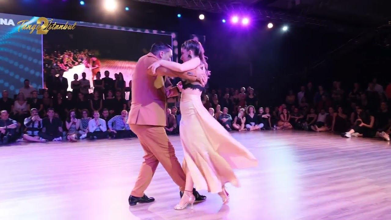 Video thumbnail for OCTAVIO FERNANDEZ & CAROLINA GIANNINI_2/3 | tanGO TO İstanbul 17th Edition
