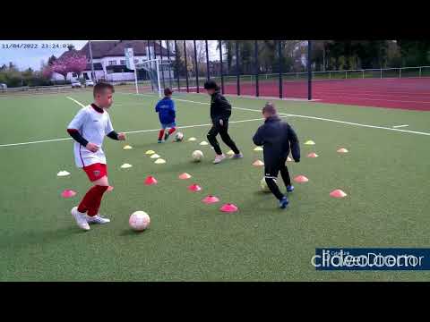Fußballtraining mit Kindern - Koordination, Ballschule und Passspiel