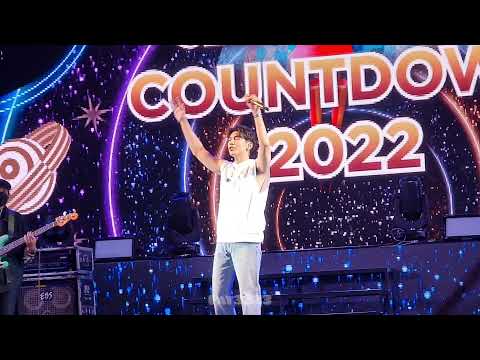 220101 Mew Suppasit - Season of you (winter ver.) #mewsuppasit #HappyMewYear2022