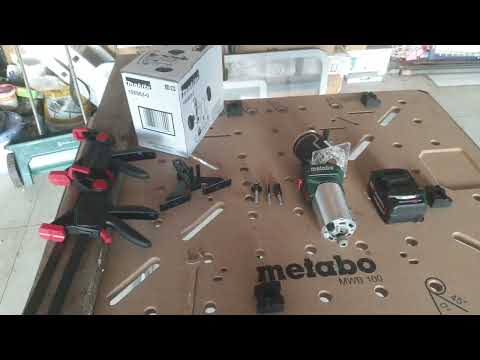 Review und Test - Metabo Kantenfräse FMV 18 LTX BL 8 mit Oberfräsenkit - Plunge Kit von Makita