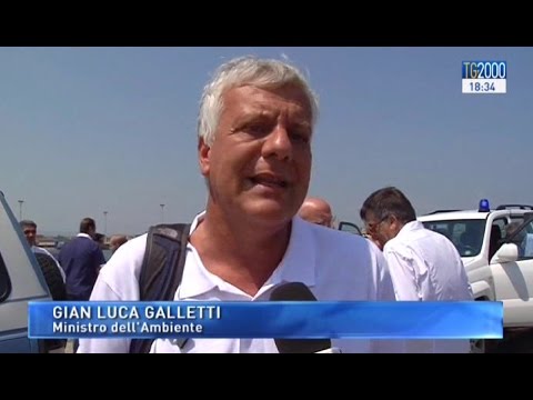 Alluvione a Rossano e Corigliano: si spala il fango e si contano i danni