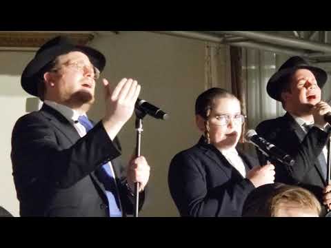 Simcha Leiner & Baruch Levine duet | Im Eskocheich | 30 piece Orchestra @ Chuppa Levin Hertz wedding
