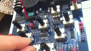 Video thumbnail for SuONOIO random voltage test by Alessandro Cortini