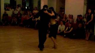 Orlando Farias y Annatina Luck Tango performance milonga