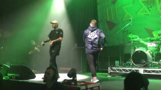 Issues - Flojo live in Melbourne (Bad Vibes World Tour)