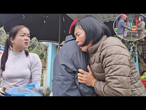 Hang's father was unexpectedly embraced by a strange woman.