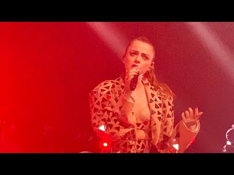 Annalisa - Vento sulla luna, Walking in the moon - Nuda10Club, Venaria Reale (TO)