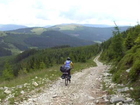 Cu bicicleta in Muntii Latoritei 2