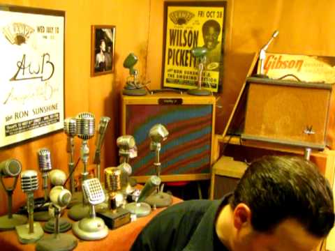 Volcanic Early 60s Shure 440SL Hi-Z Controlled Magnetic Bullet Harp Vocal Mic