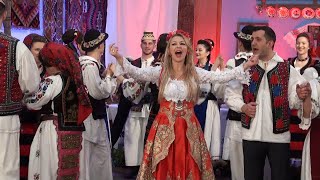 Download lagu LORENNA - SA NU UITI DE TARA TA mp3