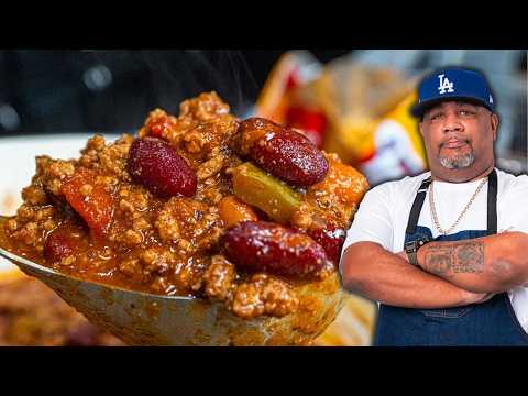 Easy Chili Frito Pie with Ground Beef | Bold & Smoky