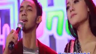 Vita Alvia Feat Wandra ~ Mempeng