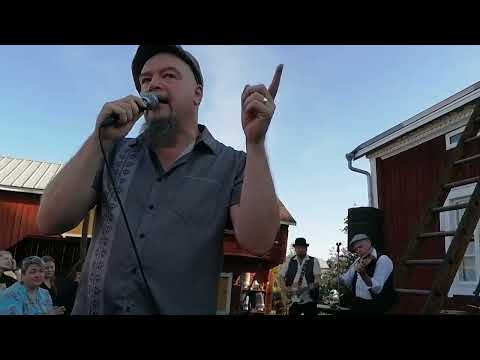 Pirulainen - Rakkautta ja kylmää jäätä. @Pirulainenband @pirulainen_orkesteri 