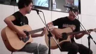 Kisschasy &quot;Opinions Won&#39;t Keep You Warm At Night&quot; (Acoustic)