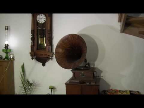 Harmony 390-H - Side By Side - Broadway Bell-Hops