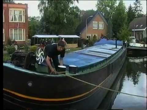 Watervloot 2005. Het schip legt de route nog 1x af.