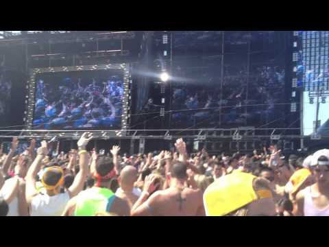 Chris Lake at EDC NY - Build Up (Tommy Trash Edit)