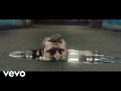 The Maccabees - Spit It Out