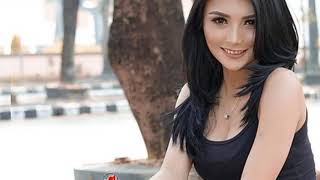 Download lagu SIVA APRILIA  NGAJAK BERANTEM mp3