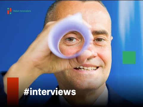 , title : 'The Intranet of people. Finding a voice on the web & LinkedIn | #interview - Filippo Poletti'