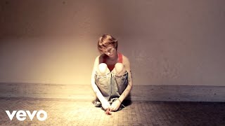 Scarlet Rae – A World Where She Left Me Out