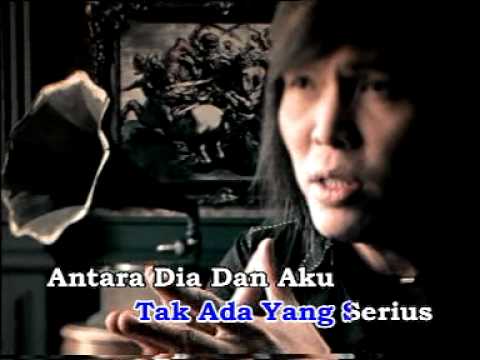 download lagu mp3 mp4 Lagu Once Dewi Mp3, download lagu Lagu Once Dewi Mp3 gratis, unduh video klip Lagu Once Dewi Mp3